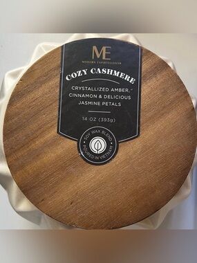 Modern Expressions Cozy Cashmere Three Wick Soy Candle Seasonal Edition 14 Oz
